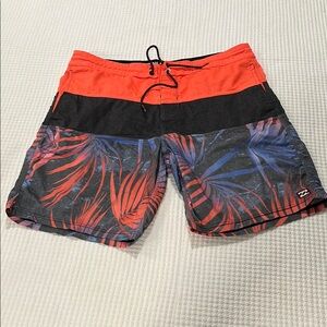 Billabong Recycler 73 Lo Tides Board Shorts w/ pockets Mid Length Size 33